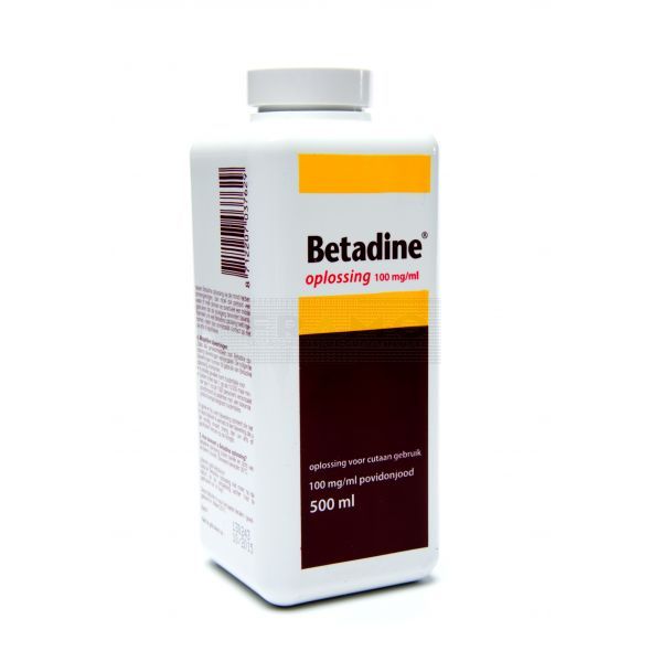 Betadine jodium oplossing 100 mg/ ml povidonjood 500 ml zijkant
